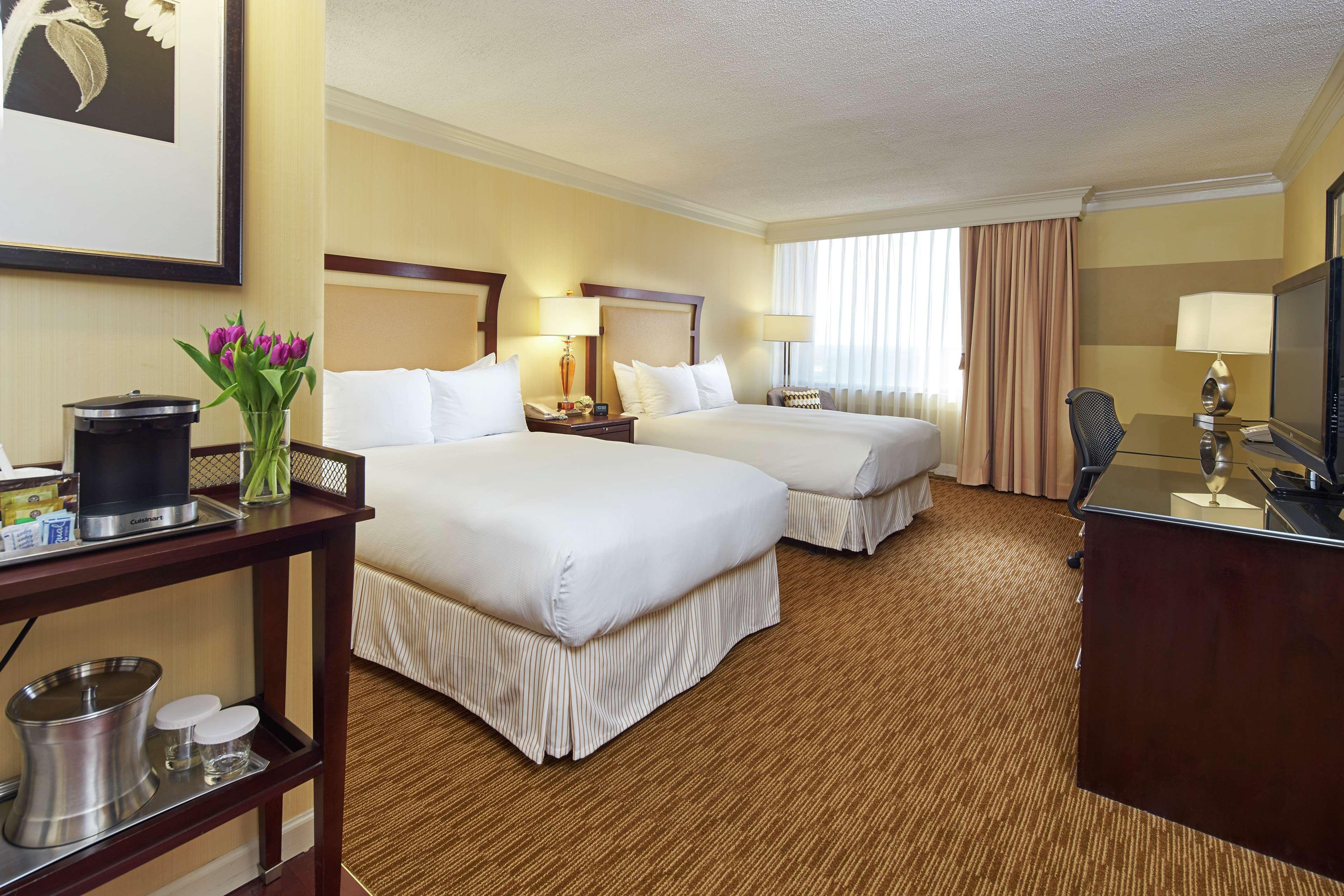 מלון Hilton Raleigh North Hills חדר תמונה