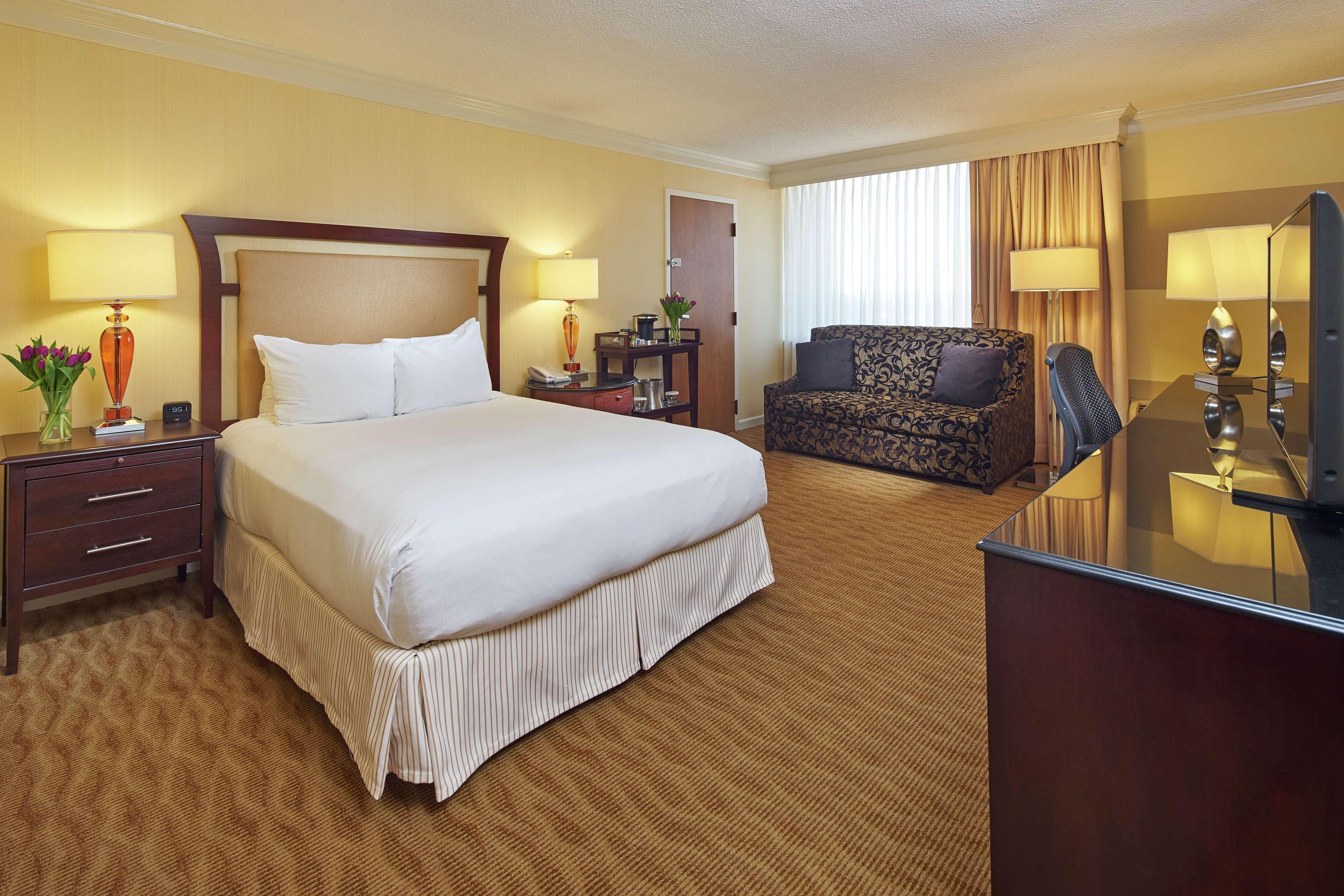 מלון Hilton Raleigh North Hills חדר תמונה