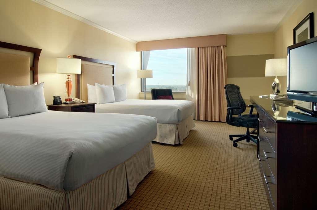 מלון Hilton Raleigh North Hills חדר תמונה